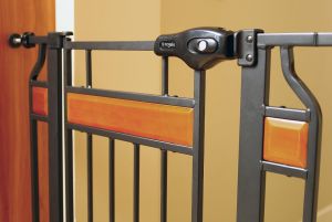 Regalo Safety Gate